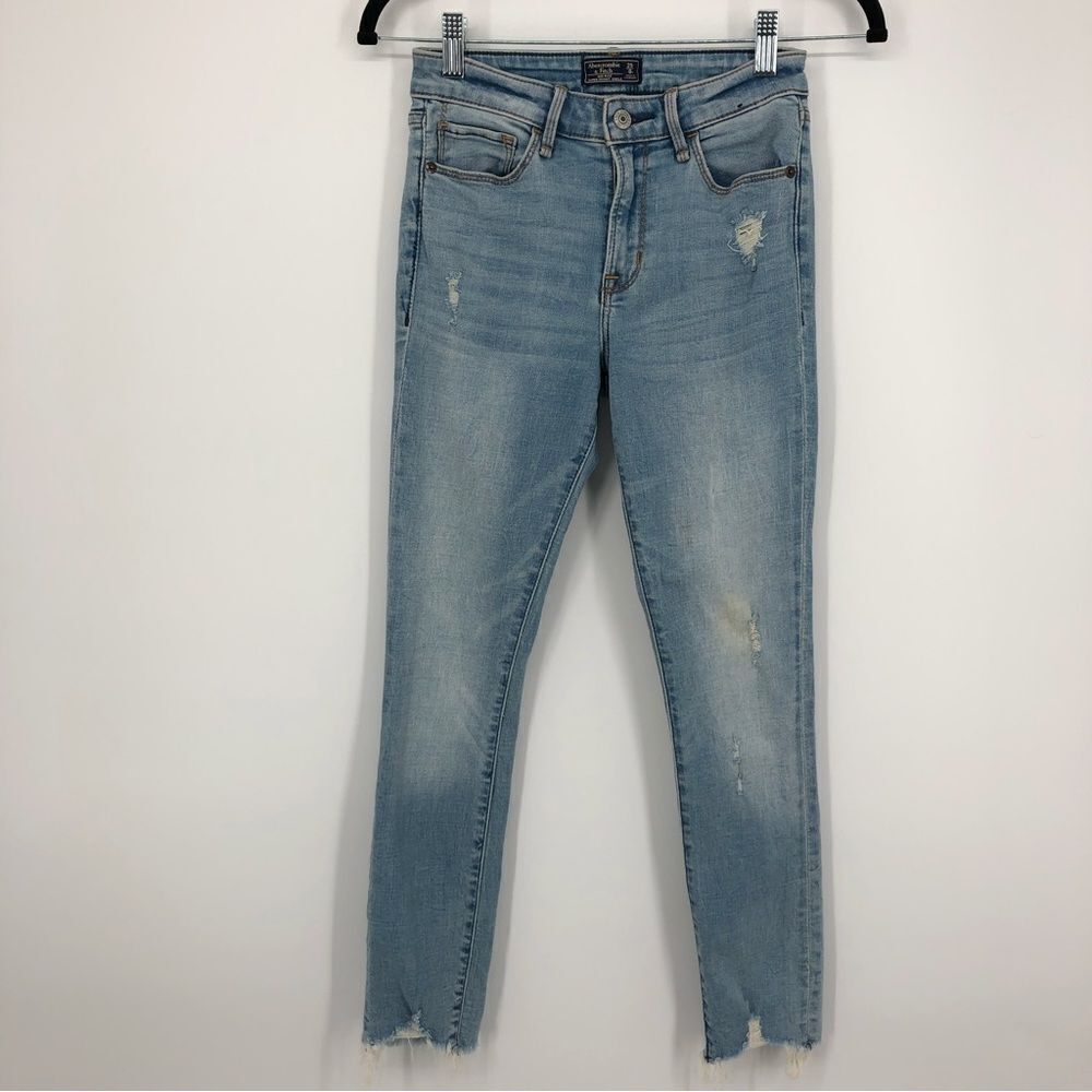 Abercrombie & Fitch Mid Rise Super Skinny Ankle Jean Womens 0 Short